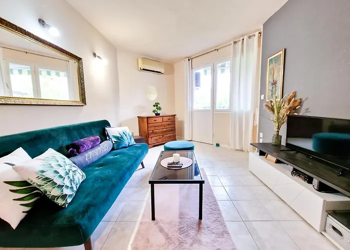 Mobius - Cozy Bacvice Apartment *