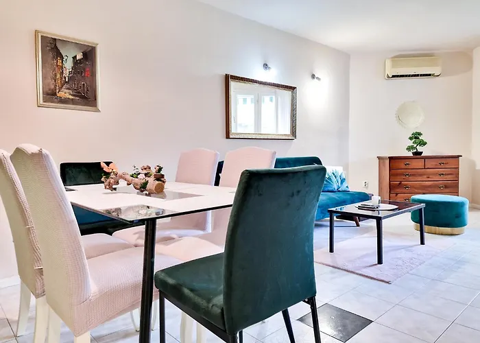 Mobius - Cozy Bacvice Apartment